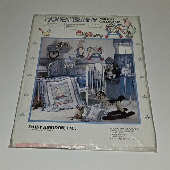 VTG Daisy Kingdom Honey Bunny Nursery Collection Baby Bib Graphic Bias Tape NOS - Picture 1 of 6